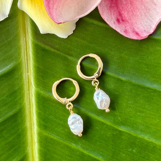 Alia Hoop Earrings