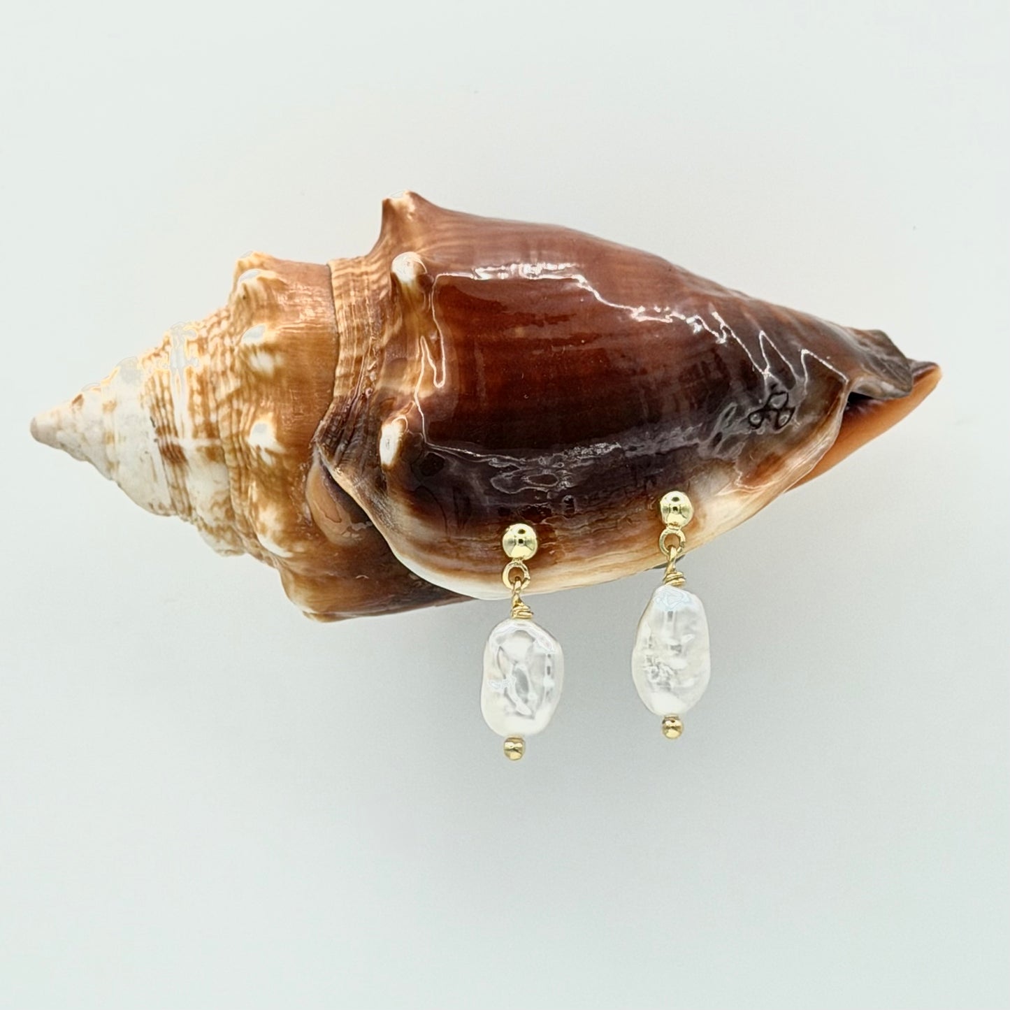 Alia Stud Earrings