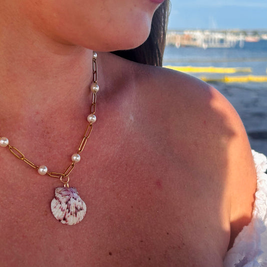 Scallop Pearl Paperclip Necklace