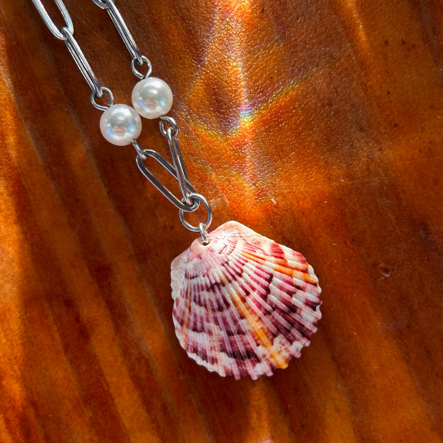 Scallop Pearl Paperclip Necklace